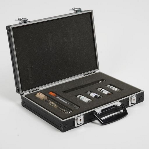 Cased syringe & Vials Set 